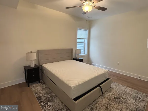 $1,400 | 111 West North Street, Unit 100, Charles Town, WV 25414