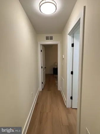 $1,400 | 111 West North Street, Unit 100, Charles Town, WV 25414