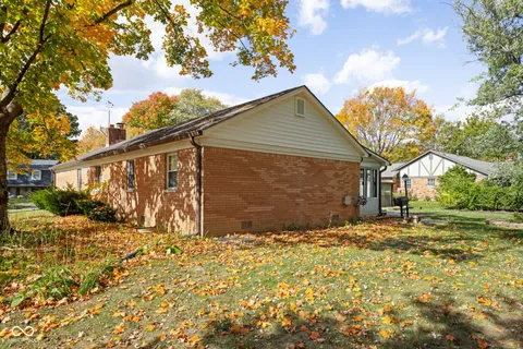 $325,000 | 8133 Groton Lane, Indianapolis, IN 46260