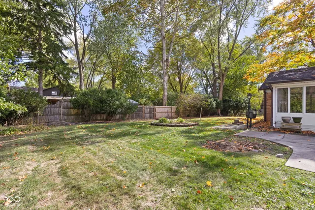 $325,000 | 8133 Groton Lane, Indianapolis, IN 46260