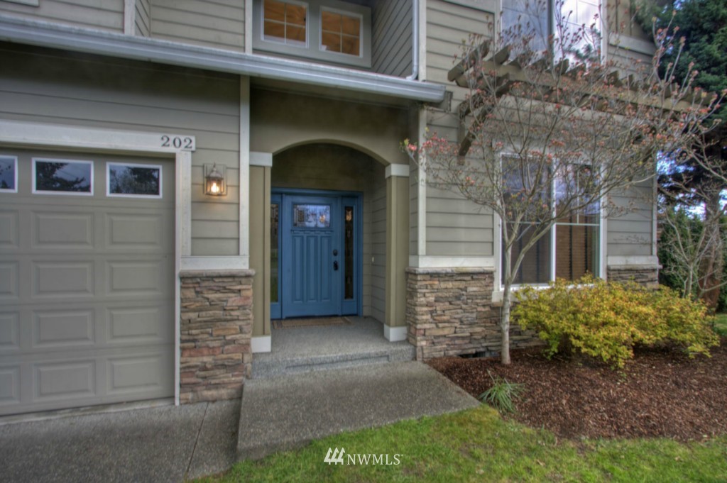 202 Hubbard Road Bothell, WA 98021 - Photo 2 of 22