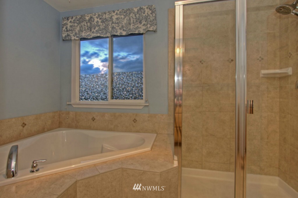 202 Hubbard Road Bothell, WA 98021 - Photo 18 of 22