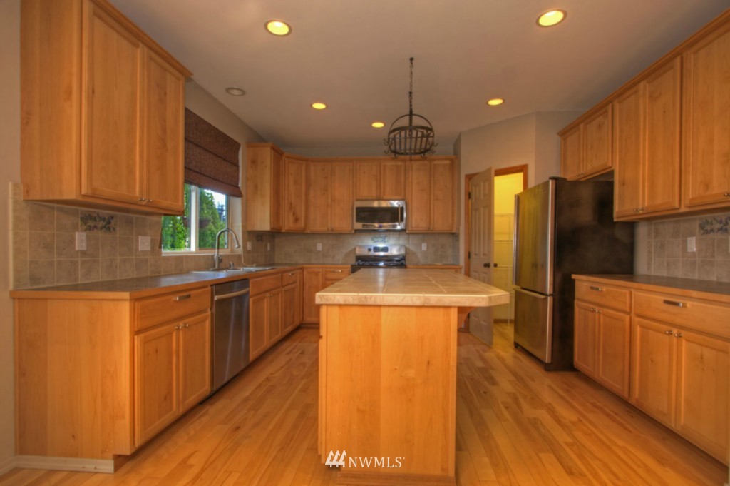 202 Hubbard Road Bothell, WA 98021 - Photo 8 of 22