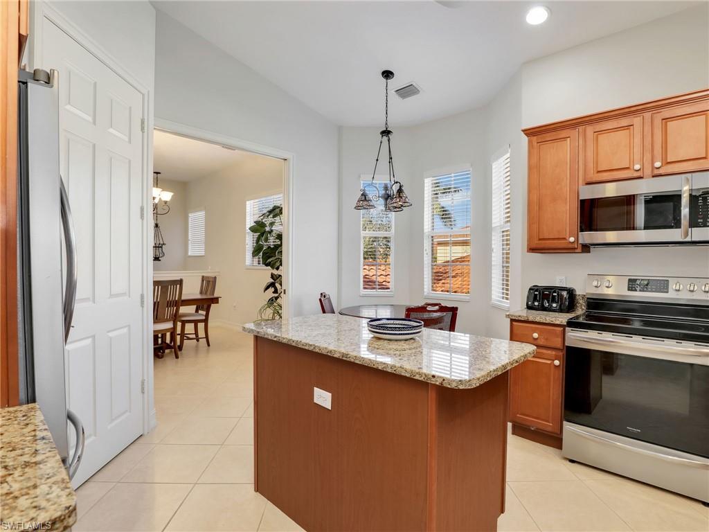 8633 Champions Point, Unit 803 Naples, FL 34113 - Photo 23 of 47