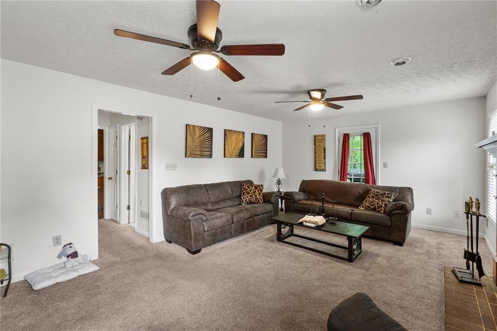 165 Hayes Circle Rex, GA 30273 - Photo 18 of 44