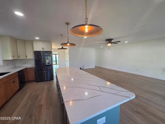 $5,000 | 920 West Beach Drive, Panama City, FL 32401