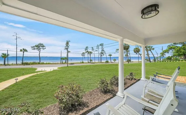 $5,000 | 920 West Beach Drive, Panama City, FL 32401