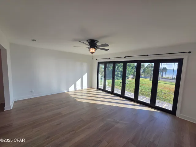$5,000 | 920 West Beach Drive, Panama City, FL 32401
