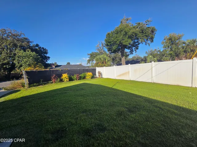 $5,000 | 920 West Beach Drive, Panama City, FL 32401