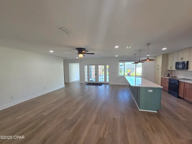 $5,000 | 920 West Beach Drive, Panama City, FL 32401