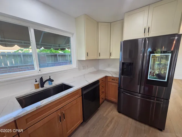 $5,000 | 920 West Beach Drive, Panama City, FL 32401