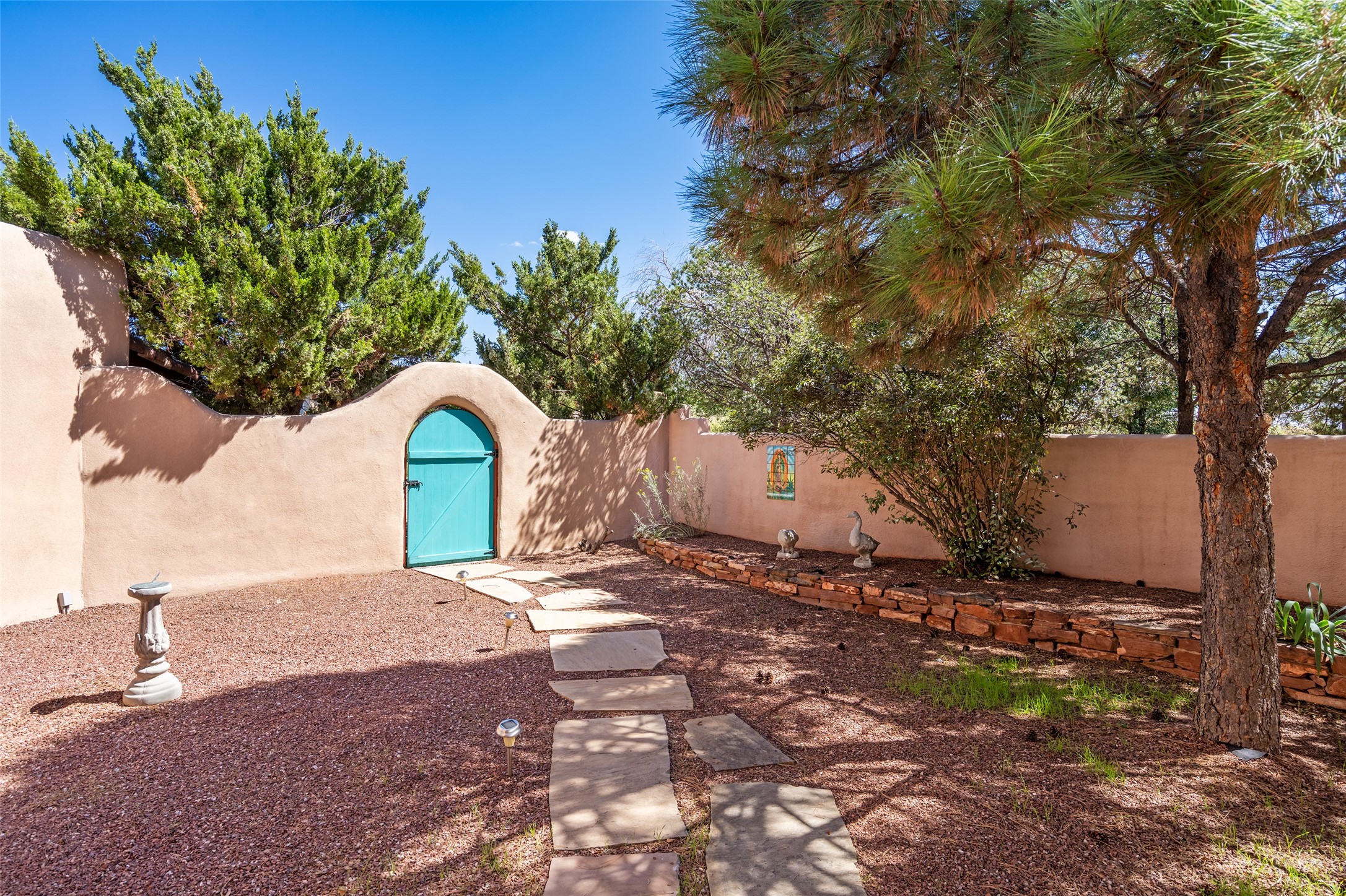 13 Palacio Road Santa Fe, NM 87508 - Photo 5 of 41