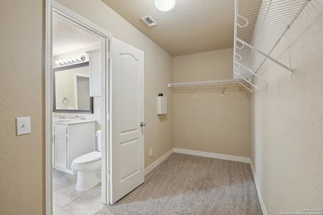 $2,195 | 10750 Gentle Fox Bay, San Antonio, TX 78245
