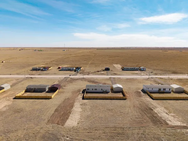 a picture of a wall with a white wall and white walls
