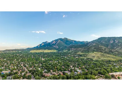 $2,500,000 | 610 Streamside Lane, Boulder, CO 80302