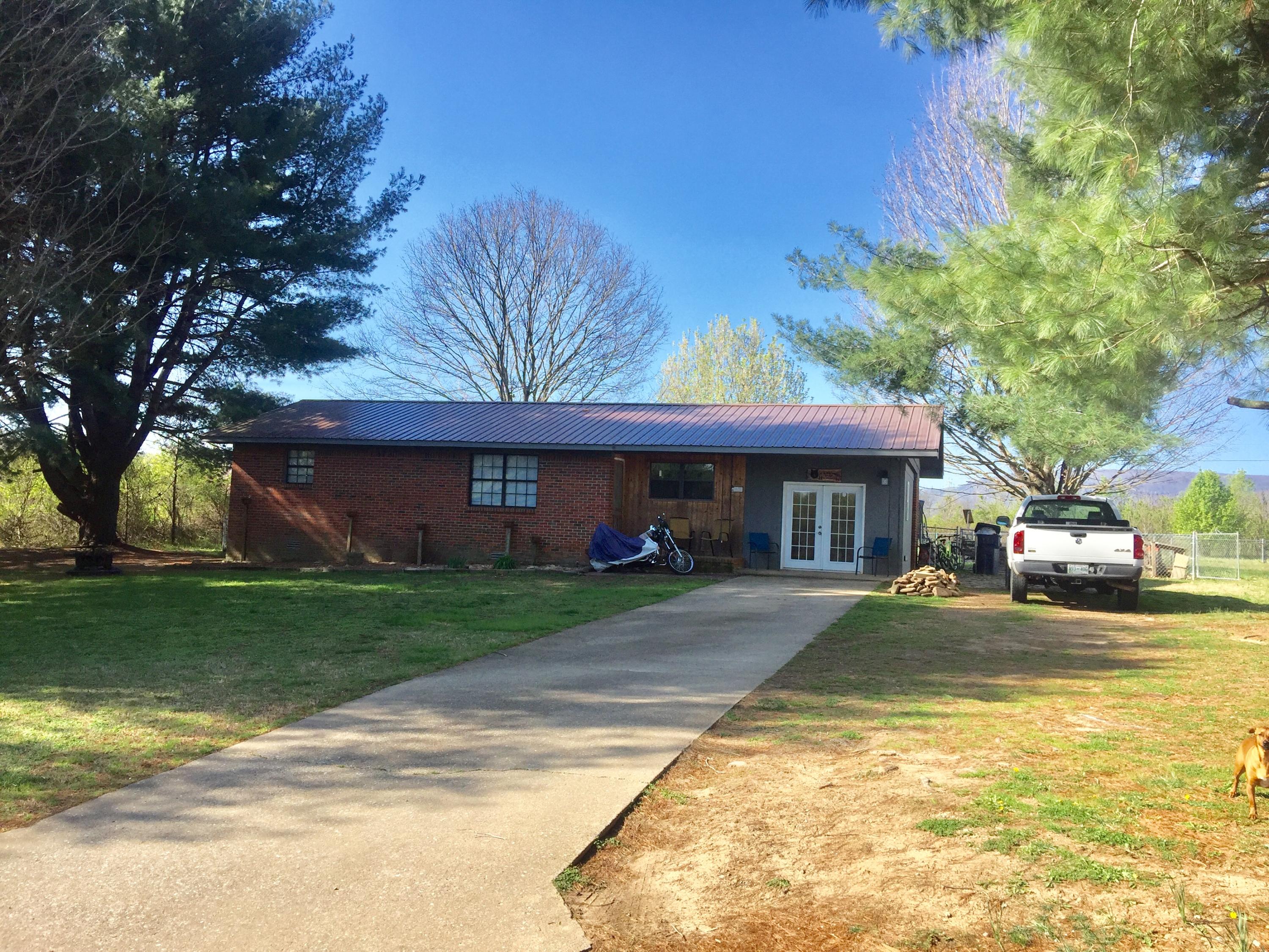 106 clover dale
