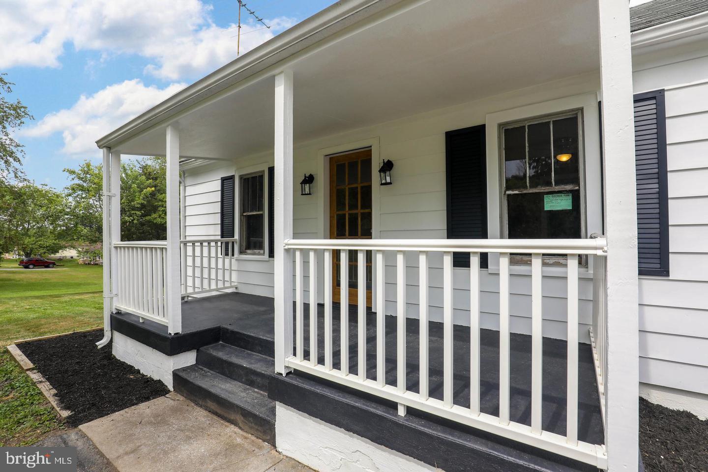 150 Marple Road Winchester, VA 22603 - Photo 2 of 28 Gallery Image 2