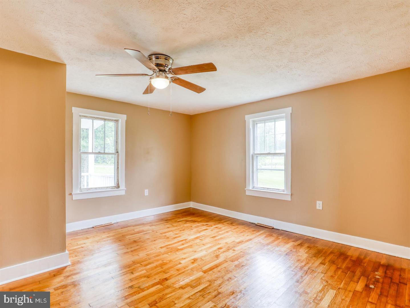 150 Marple Road Winchester, VA 22603 - Photo 4 of 28 Gallery Image 4