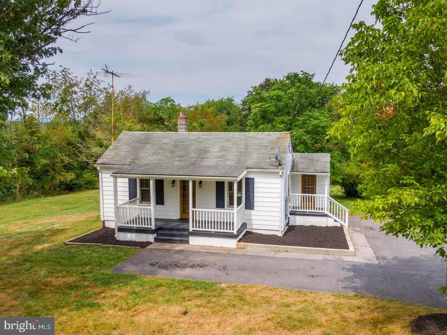 150 Marple Road Winchester, VA 22603 - Photo 5 of 28 Gallery Image 5