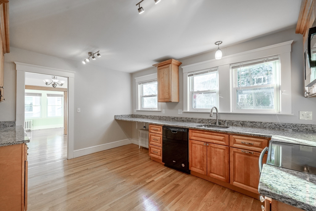 23 Noble Street, Unit 1 Newton, MA 02465 - Photo 3 of 22