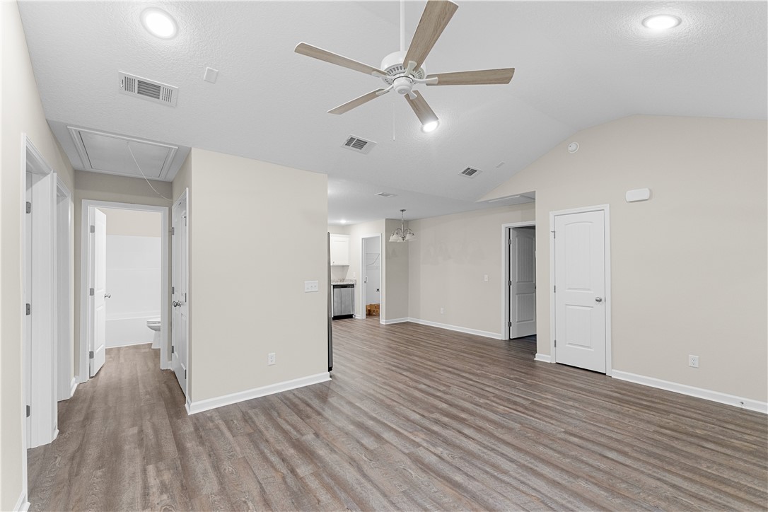 110 Pine Ridge Road Jesup, GA 31545 - Photo 5 of 15