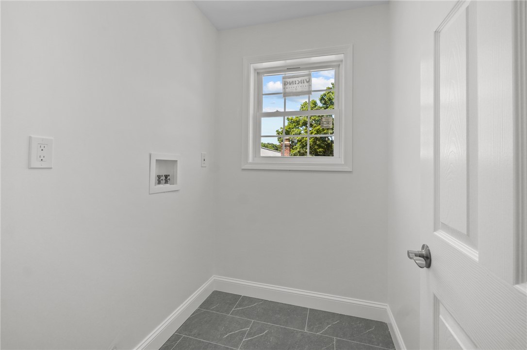 107 Sisson Street Providence, RI 02909 - Photo 17 of 31