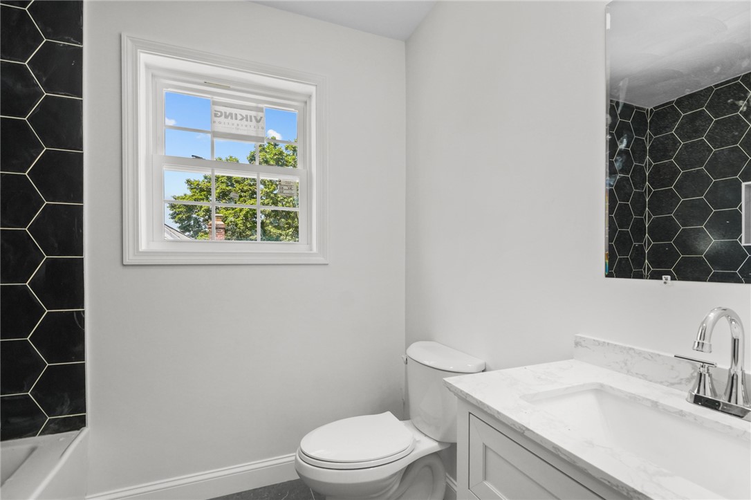 107 Sisson Street Providence, RI 02909 - Photo 19 of 31