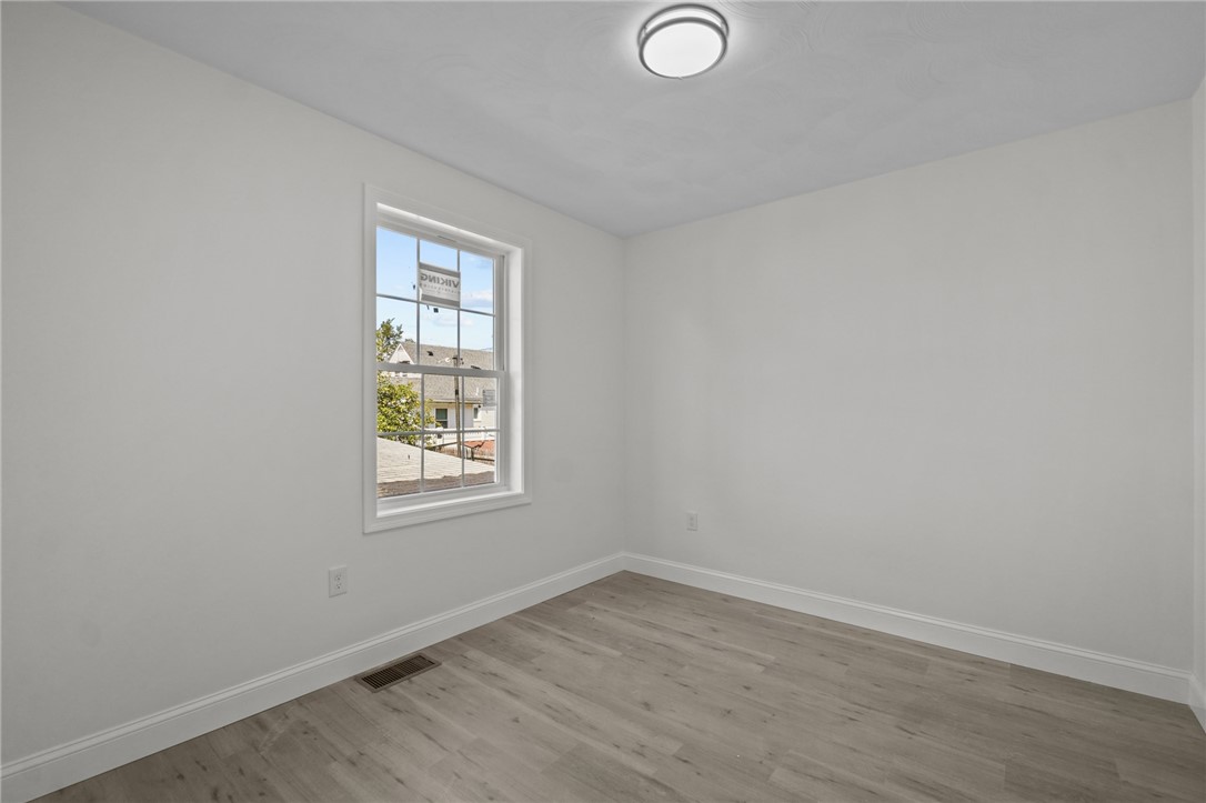 107 Sisson Street Providence, RI 02909 - Photo 23 of 31