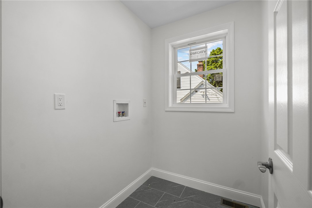 107 Sisson Street Providence, RI 02909 - Photo 28 of 31