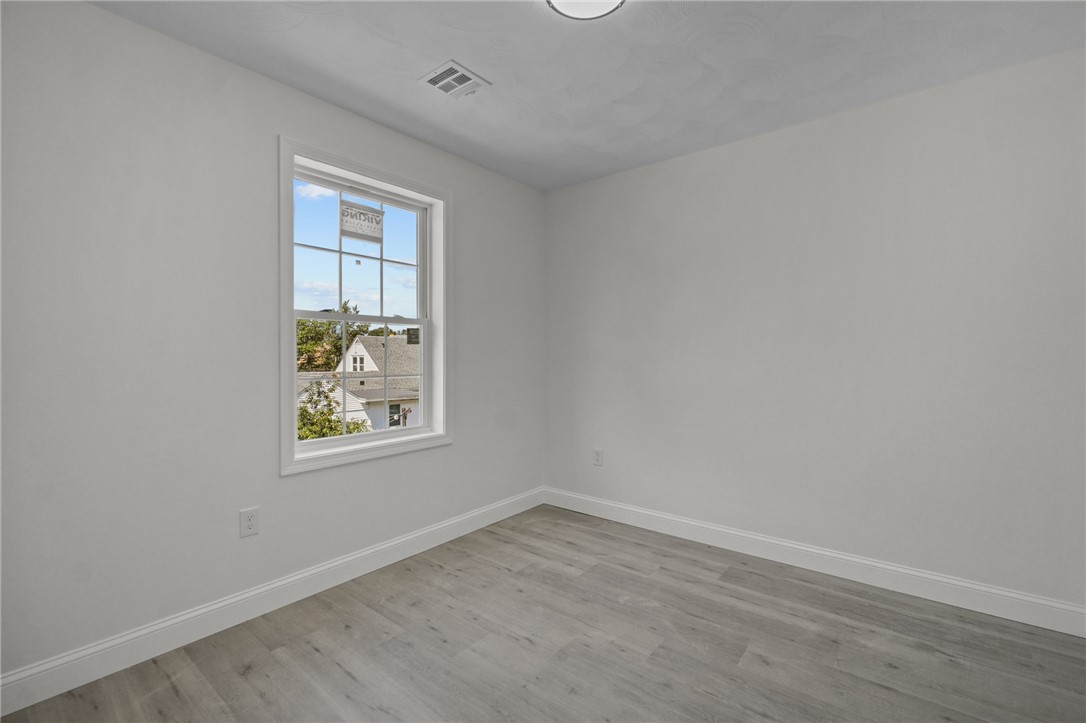 107 Sisson Street Providence, RI 02909 - Photo 10 of 31