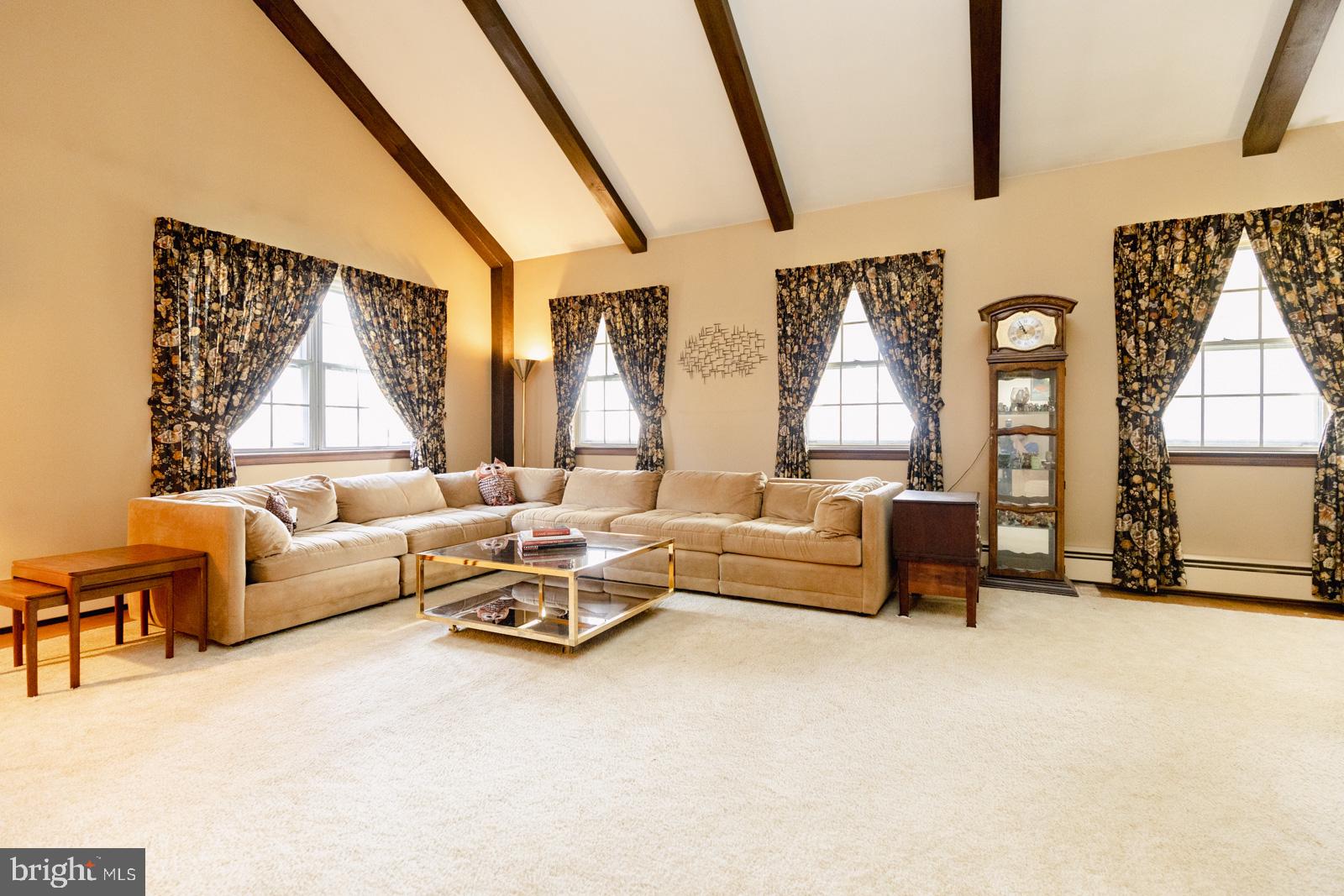 400 Rices Mill Road Wyncote, PA 19095 - Photo 5 of 49 Living Room