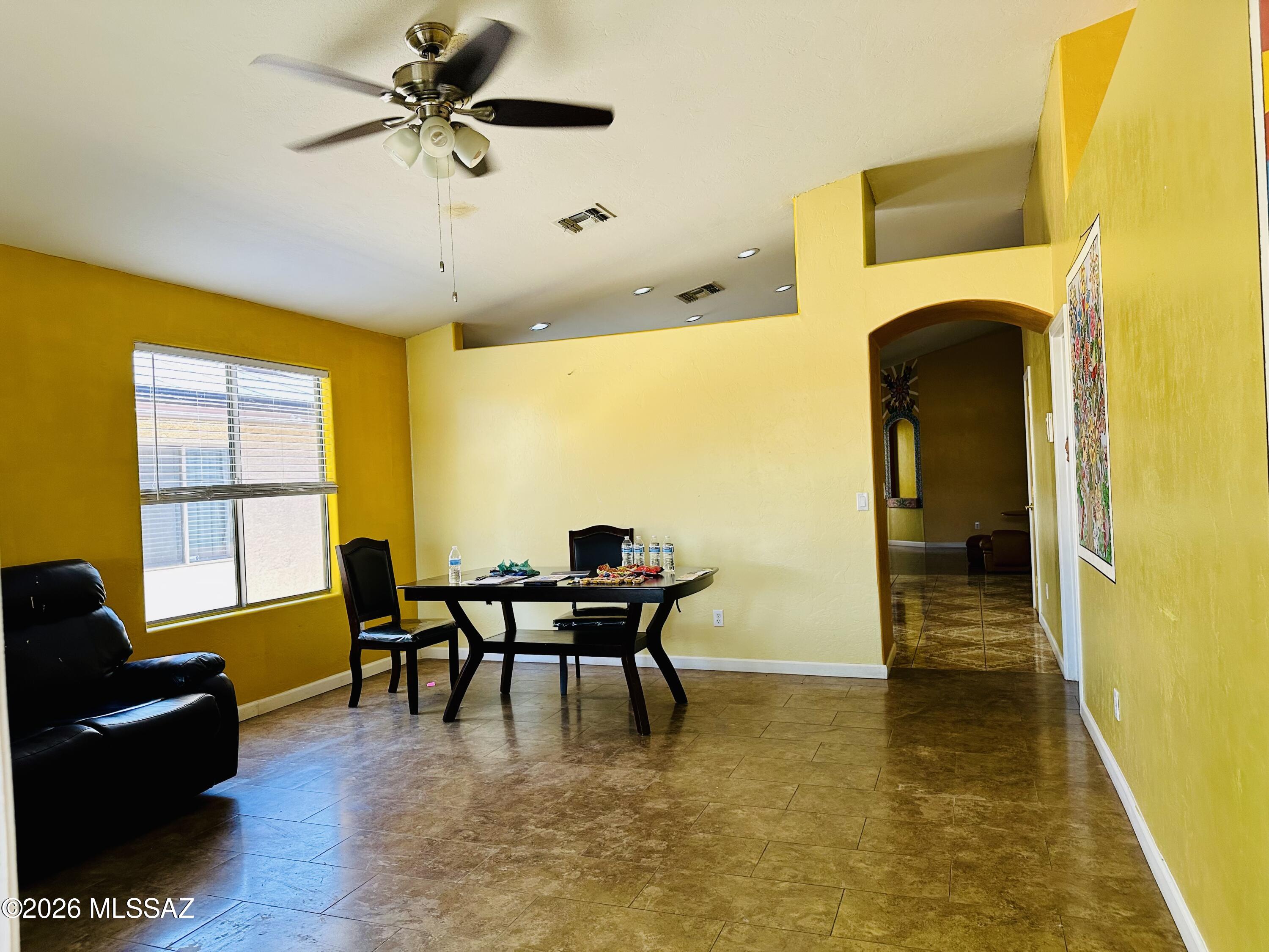 4641 South Paseo Rio Bravo Tucson, AZ 85714 - Photo 3 of 28