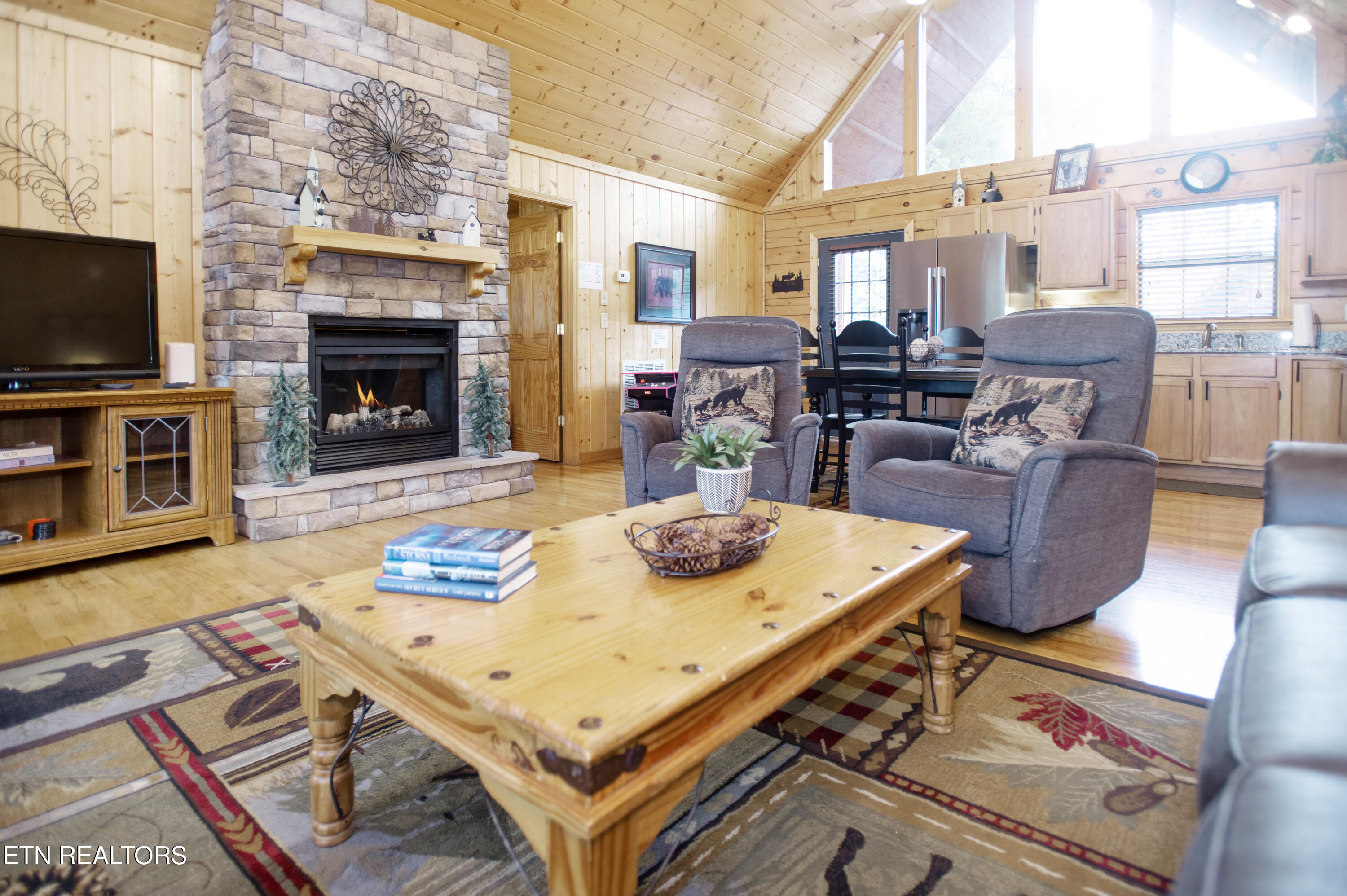 1543 Boo Boos Way Sevierville, TN 37862 - Photo 10 of 27 Living Room 3