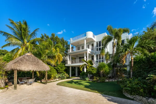 $6,950,000 | 144 North Rolling Hill Road, Tavernier, FL 33070