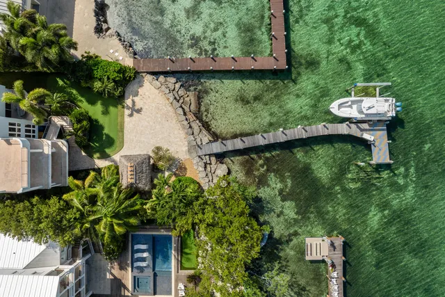 $7,950,000 | 144 North Rolling Hill Road, Tavernier, FL 33070