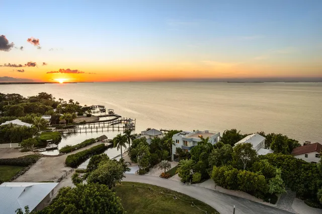 $7,950,000 | 144 North Rolling Hill Road, Tavernier, FL 33070