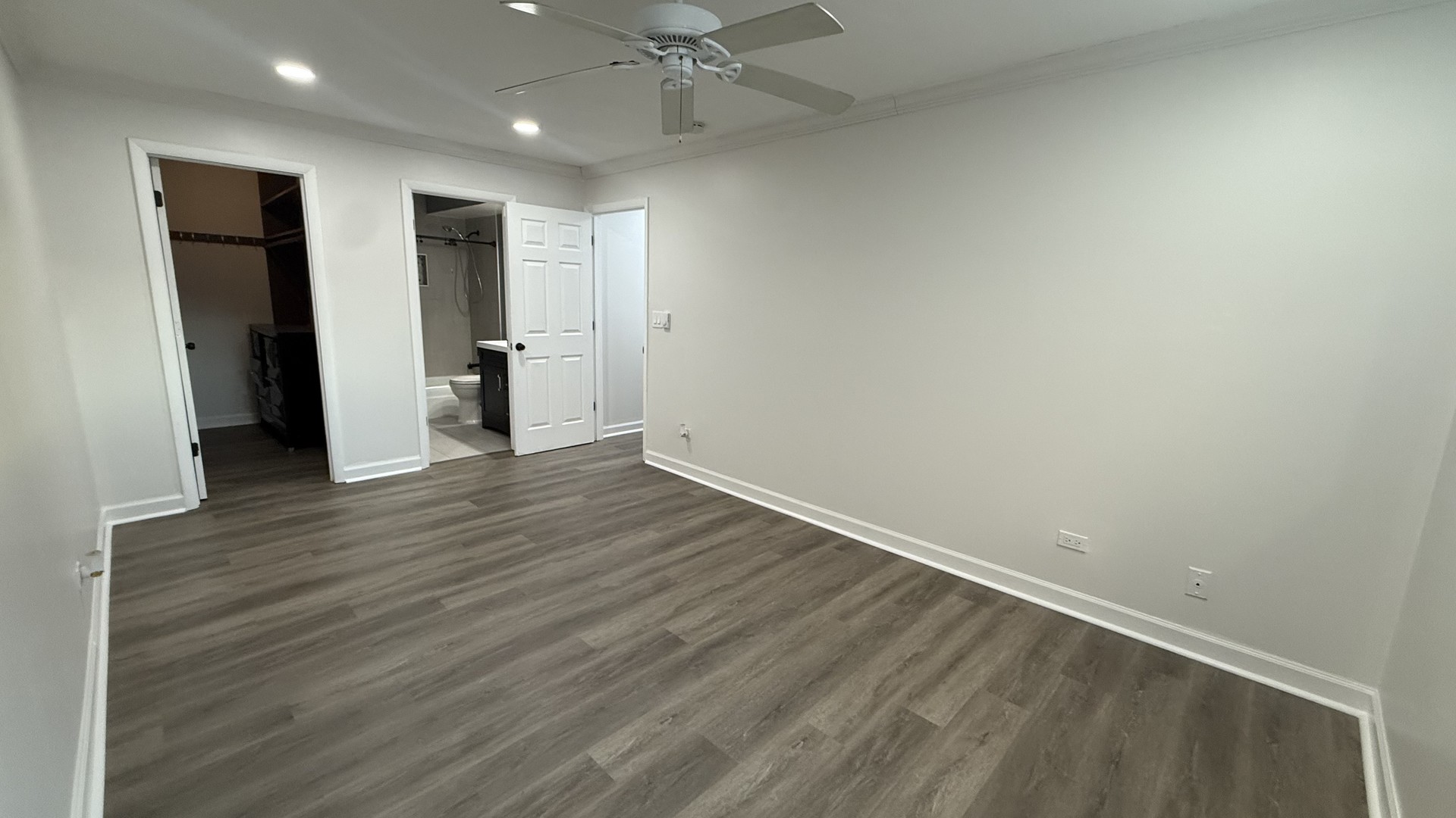 880 East Old Willow Road, Unit 175 Prospect Heights, IL 60070 - Photo 3 of 10 a view of an empty room with wooden floor
