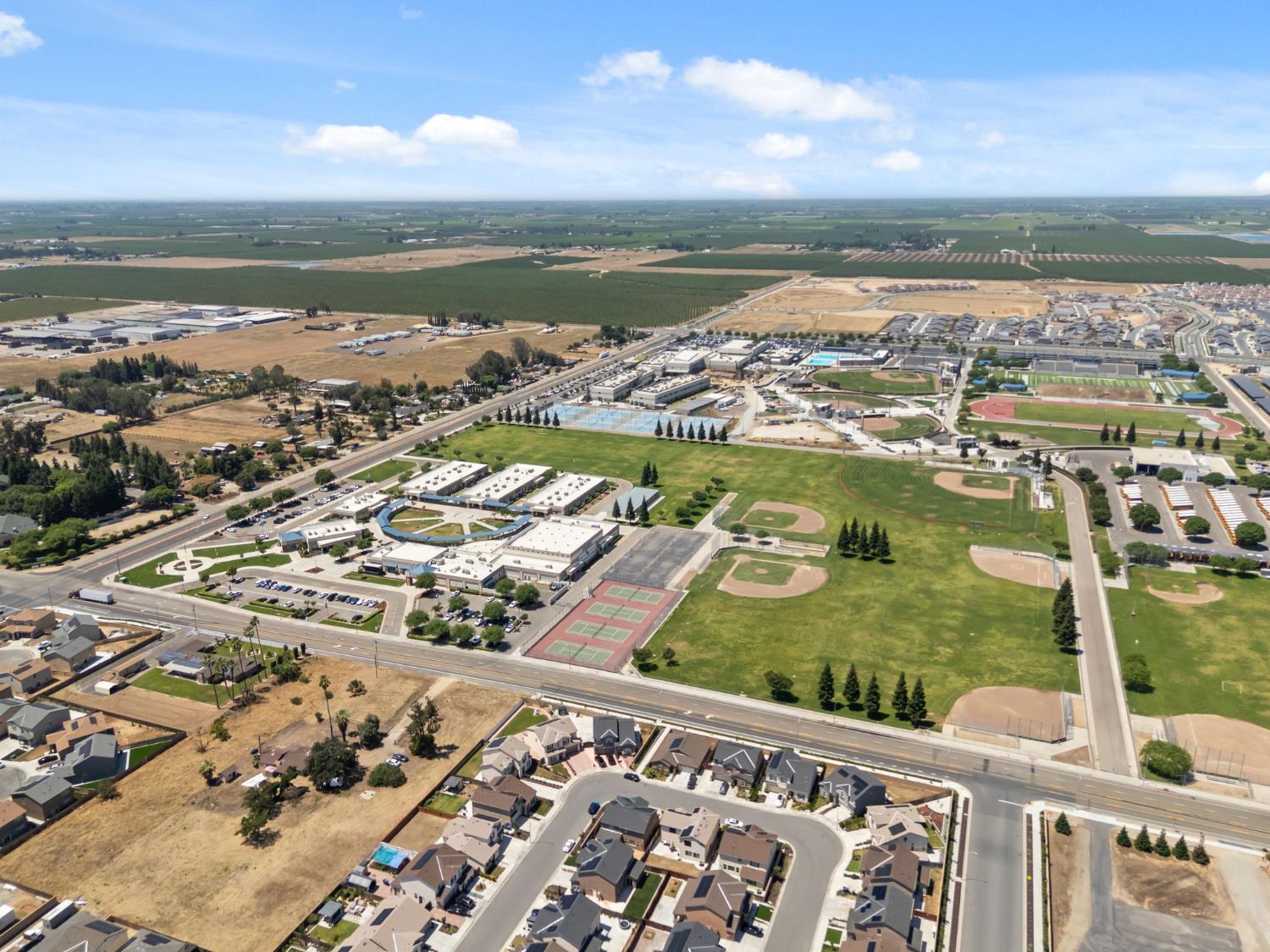 6326 West Richert Avenue Fresno, CA 93723 - Photo 44 of 45 a view of a city with an ocean view