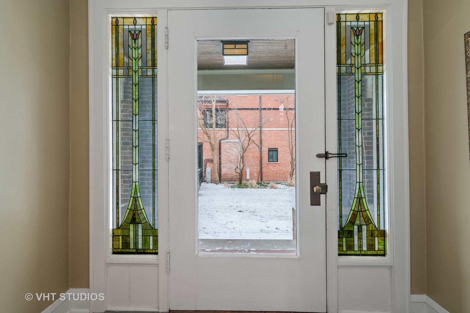 610 Forest Avenue Wilmette, IL 60091 - Photo 13 of 50