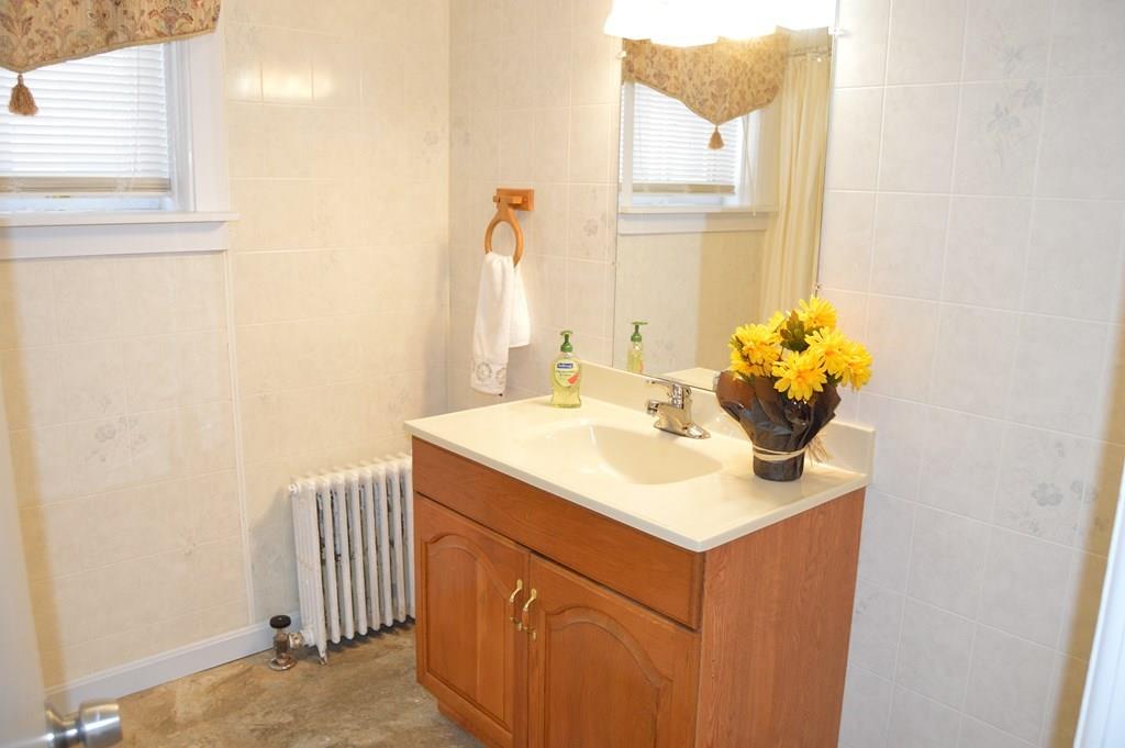 69 Prospect Street Worcester, MA 01605 - Photo 8 of 41 Gallery Image 8