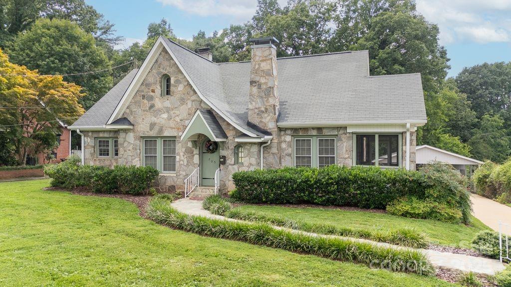 205 Lenoir Road Morganton, NC 28655 - Photo 1 of 28 Gallery Image 1