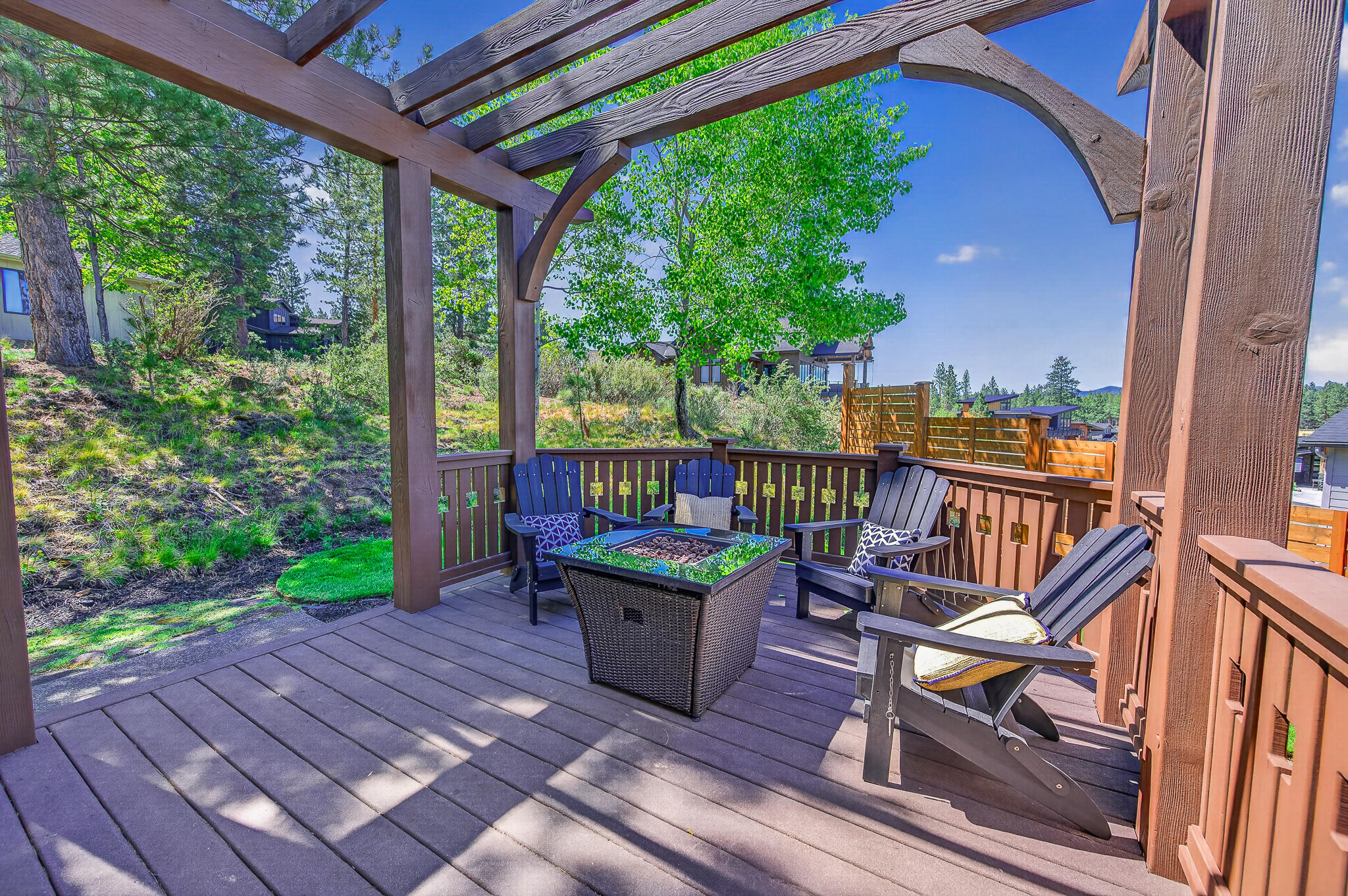19305 Brookside Way Bend, OR 97702 - Photo 29 of 47 Patio off of primary with mountain views