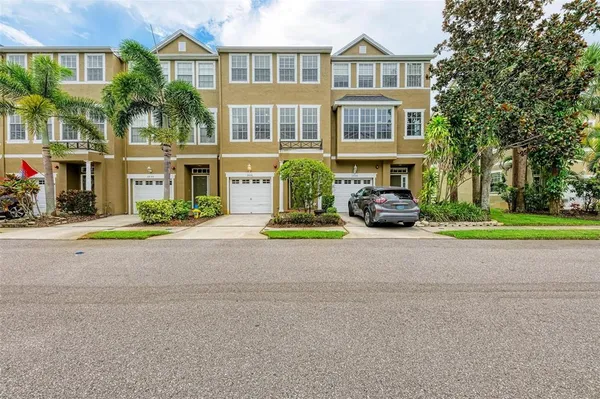 $429,500 | 2926 Bayshore Pointe Drive, Tampa, FL 33611