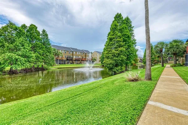 $429,500 | 2926 Bayshore Pointe Drive, Tampa, FL 33611