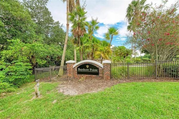 $429,500 | 2926 Bayshore Pointe Drive, Tampa, FL 33611