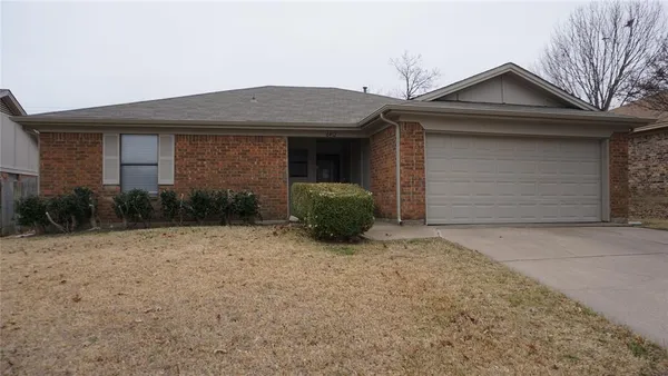 $2,075 | 6412 Fairview Drive, Watauga, TX 76148