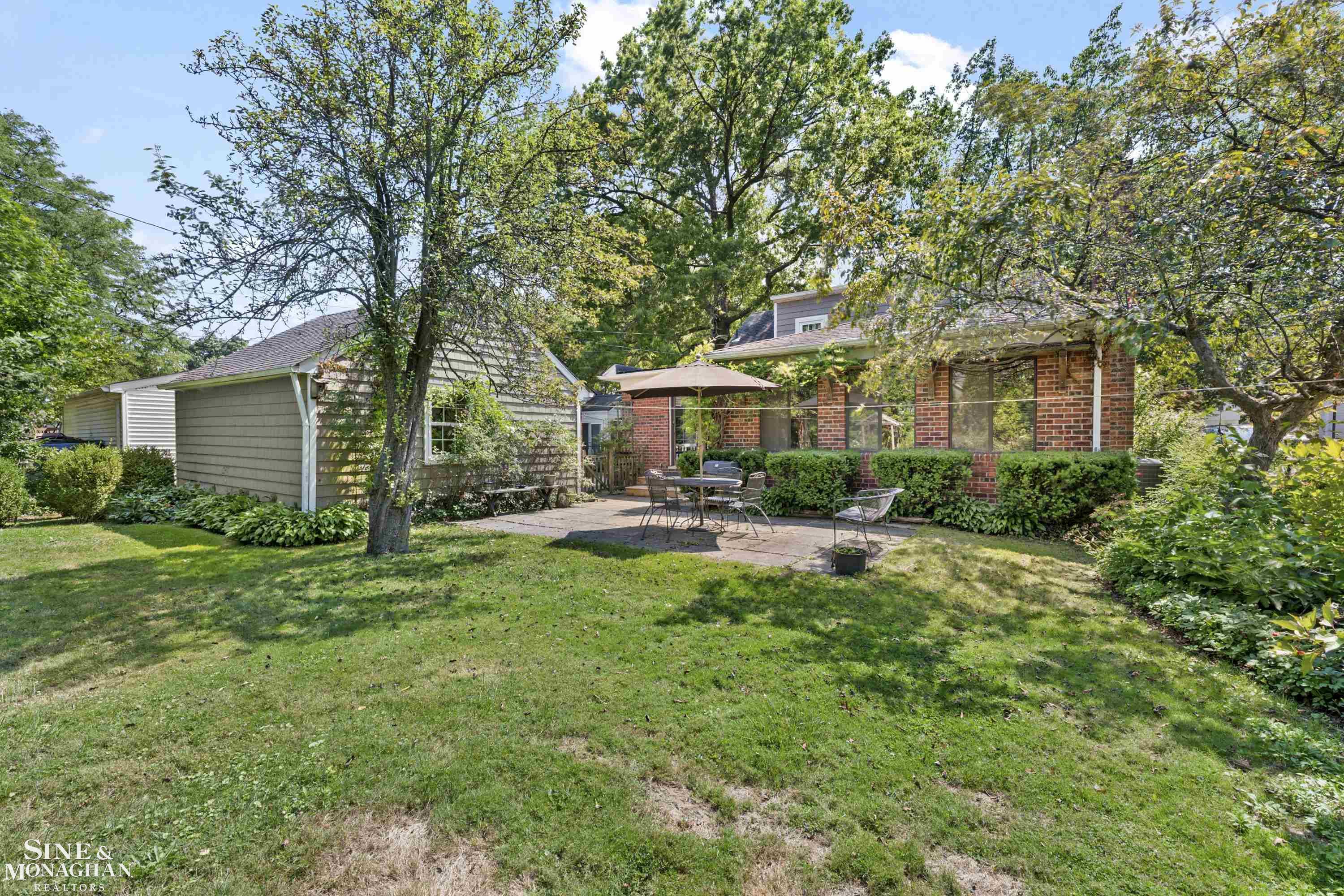 1022 Hampton Road Grosse Pointe Woods, MI 48236 - Photo 38 of 48