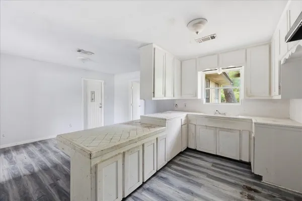 $109,950 | 1732 Greenbriar Avenue, Orange, TX 77632