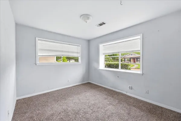 $109,950 | 1732 Greenbriar Avenue, Orange, TX 77632