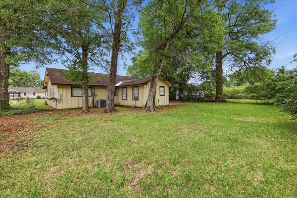 $109,950 | 1732 Greenbriar Avenue, Orange, TX 77632